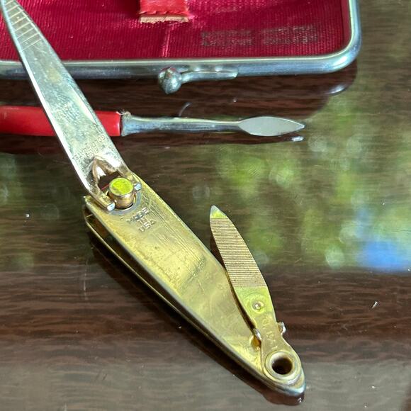 Vintage Red Leather Travel Manicure Set West Germany - Picture 5 of 11